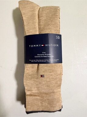 Tommy Hilifiger Men's 5 Pair Crew Socks, for men’s shoe size 7-12 New with tags